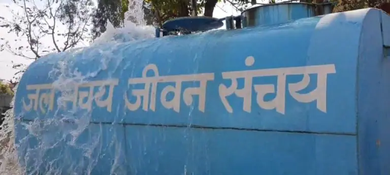 जिलाधिकारी ने तय किये पेयजल टेंकरों के रेट, मनमानी वसूली पर होगी सख्त कारवाही