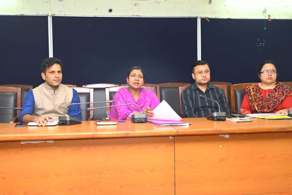 हल्द्वानी : रजत जयंती समारोह के तैयारियों को लेकर सीडीओ ने की समीक्षा बैठक