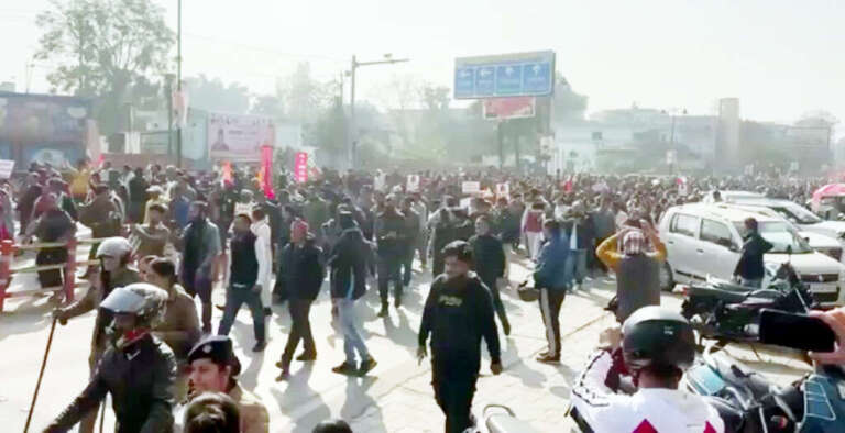 उत्तराखंड: अंकिता को न्याय दिलाने सड़कों पर उतरा विपक्ष, CBI जांच की मांग को लेकर दून में CM आवास कूच